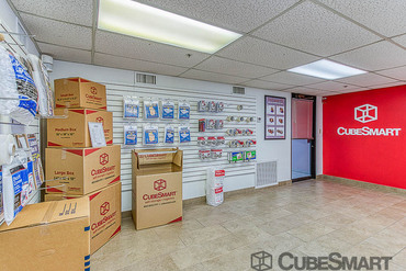 CubeSmart Self Storage - 7821 E Gray Rd Scottsdale, AZ 85254