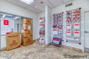 CubeSmart Self Storage - 17275 N Litchfield Rd Surprise, AZ 85374