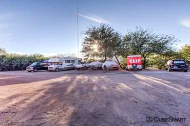 CubeSmart Self Storage - 3899 N Oracle Rd Tucson, AZ 85705