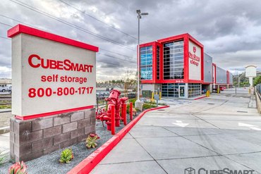 CubeSmart Self Storage - 919 S Lone Hill Ave Glendora, CA 91740