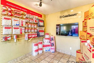 CubeSmart Self Storage - 43357 Division St Lancaster, CA 93535