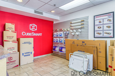 CubeSmart Self Storage - 1680 W Redlands Blvd Redlands, CA 92373