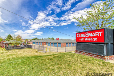 CubeSmart Self Storage - 1390 S Valentia St Denver, CO 80247