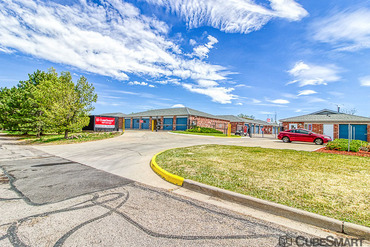 CubeSmart Self Storage - 1390 S Valentia St Denver, CO 80247