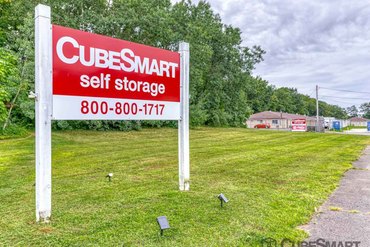 CubeSmart Self Storage - 76 Sanford St Hamden, CT 06514