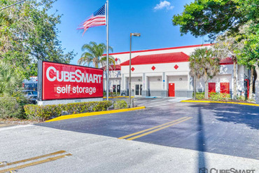 CubeSmart Self Storage - 19200 US Highway 441 Boca Raton, FL 33498