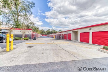 CubeSmart Self Storage - 5301 N Pine Hills Rd Orlando, FL 32808