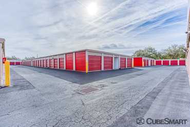 CubeSmart Self Storage - 2501 22nd Ave N St Petersburg, FL 33713