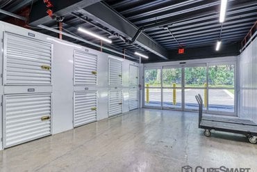 CubeSmart Self Storage - 807 High Rd Tallahassee, FL 32304