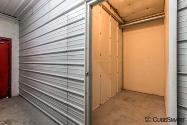 CubeSmart Self Storage - 1551 W Algonquin Rd Mount Prospect, IL 60056