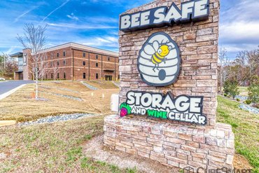 Bee Safe Storage - 3547 Danbrook Rd Burlington, NC 27215