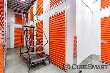 CubeSmart Self Storage - 1980 White Plains Rd Bronx, NY 10462