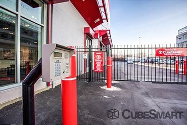 CubeSmart Self Storage - 186-02 Jamaica Ave Jamaica, NY 11423