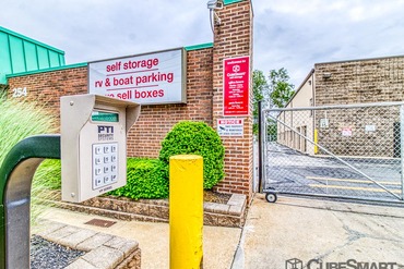 CubeSmart Self Storage - 254 Chester Pike Ridley Park, PA 19078