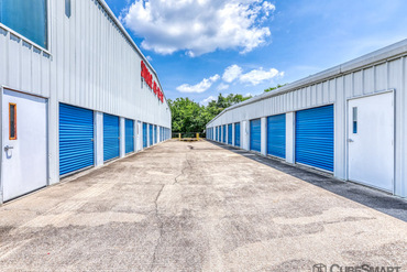 CubeSmart Self Storage - 1346 Hickory Valley Rd Chattanooga, TN 37421