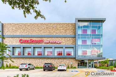 CubeSmart Self Storage - 4211 Bellaire Boulevard Houston, TX 77025