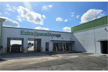 Extra Space Storage - 3425 Lake Alfred Rd Winter Haven, FL 33881