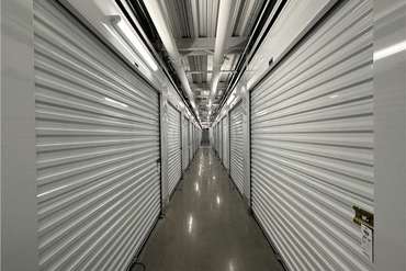 Extra Space Storage - 10 S Kellogg Ave Goleta, CA 93117