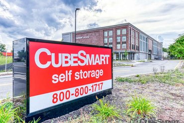 CubeSmart Self Storage - 619 Somerset St Somerset, NJ 08873