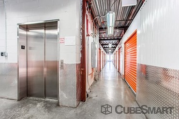 CubeSmart Self Storage - 38-01 47th Ave Long Island City, NY 11104