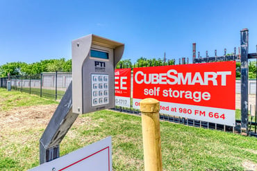 CubeSmart Self Storage - 980 FM 664 Ferris, TX 75125