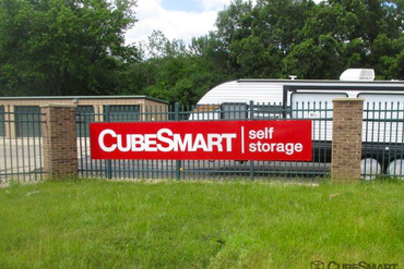 CubeSmart Self Storage - 735 Commerce Dr Union Grove, WI 53182