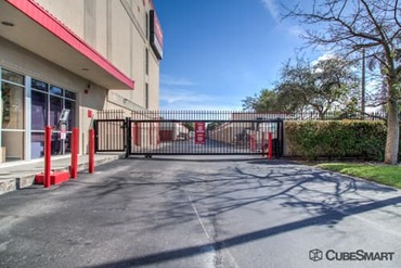 CubeSmart Self Storage - 19395 Sw 106th Ave Cutler Bay, FL 33157
