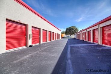 CubeSmart Self Storage - 19395 Sw 106th Ave Cutler Bay, FL 33157