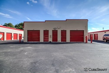 CubeSmart Self Storage - 19395 Sw 106th Ave Cutler Bay, FL 33157