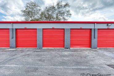 CubeSmart Self Storage - 10100 Sw 216th St Cutler Bay, FL 33190