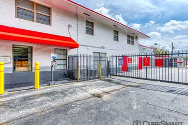 CubeSmart Self Storage - 10100 Sw 216th St Cutler Bay, FL 33190