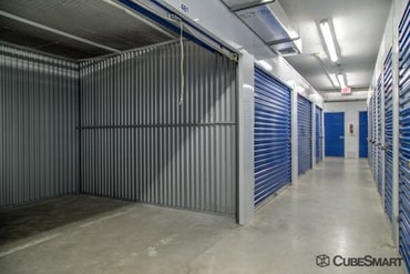 CubeSmart Self Storage - 13290 W State Rd 84 Davie, FL 33325