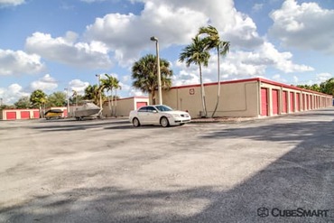 CubeSmart Self Storage - 13290 W State Rd 84 Davie, FL 33325