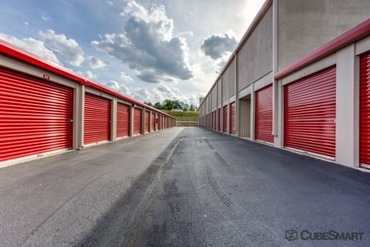 CubeSmart Self Storage - 2460 Mirror Lake Blvd Villa Rica, GA 30180
