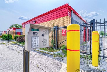 CubeSmart Self Storage - 2001 Grand Ave West Des Moines, IA 50265
