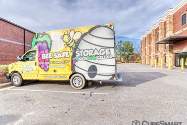 Bee Safe Storage - 937 Gateway Commons Cir Wake Forest, NC 27587