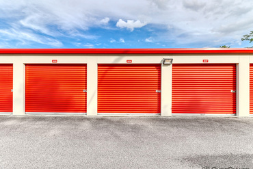 CubeSmart Self Storage - 7755 Market St Wilmington, NC 28411