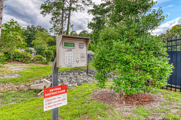 CubeSmart Self Storage - 7755 Market St Wilmington, NC 28411