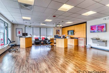 CubeSmart Self Storage - 17058 Richmond Hwy Dumfries, VA 22026
