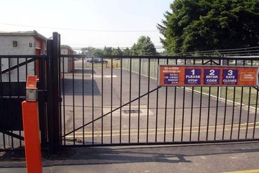 Public Storage - 35800 Mound Road Sterling Heights, MI 48310