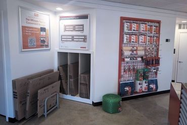 Public Storage - 322 East Maple Road Troy, MI 48083