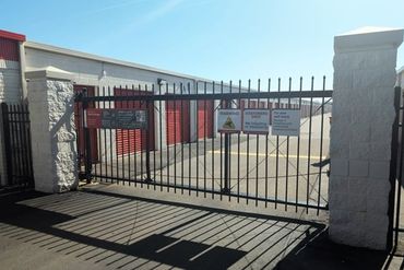 Public Storage - 322 East Maple Road Troy, MI 48083