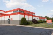 Public Storage - 1020 W 13 Mile Rd Madison Heights, MI 48071