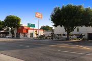 Public Storage - 4610 Van Nuys Blvd Sherman Oaks, CA 91403
