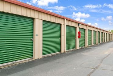 Extra Space Storage - 3060 Leeman Ferry Rd SW Huntsville, AL 35801