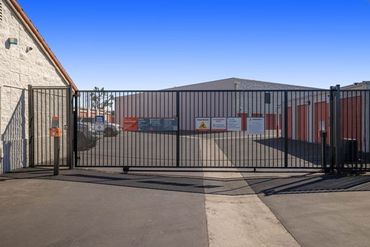 Public Storage - 740 Arcturus Ave Oxnard, CA 93033