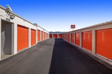 Public Storage - 13333 Osborne Street Arleta, CA 91331
