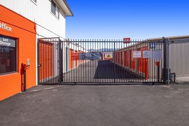 Public Storage - 13333 Osborne Street Arleta, CA 91331
