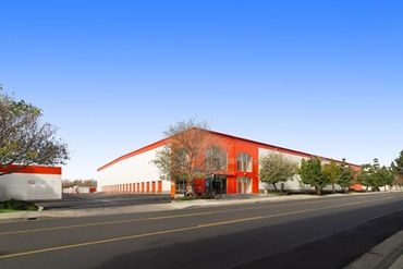Public Storage - 9341 Shirley Ave Northridge, CA 91324