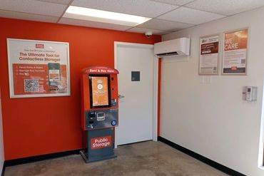Public Storage - 6219 Roosevelt Blvd Jacksonville, FL 32244
